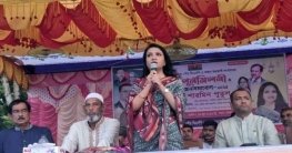 দলীয় নির্দেশনা উপেক্ষা করে পুতুলের নেতৃত্বে নাটোরে বিএনপির সমাবেশ