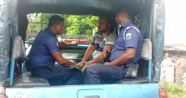 নাটোরে ইউএনওর ভাগ্নে পরিচয়ে প্রতারণা, যুবক আটক